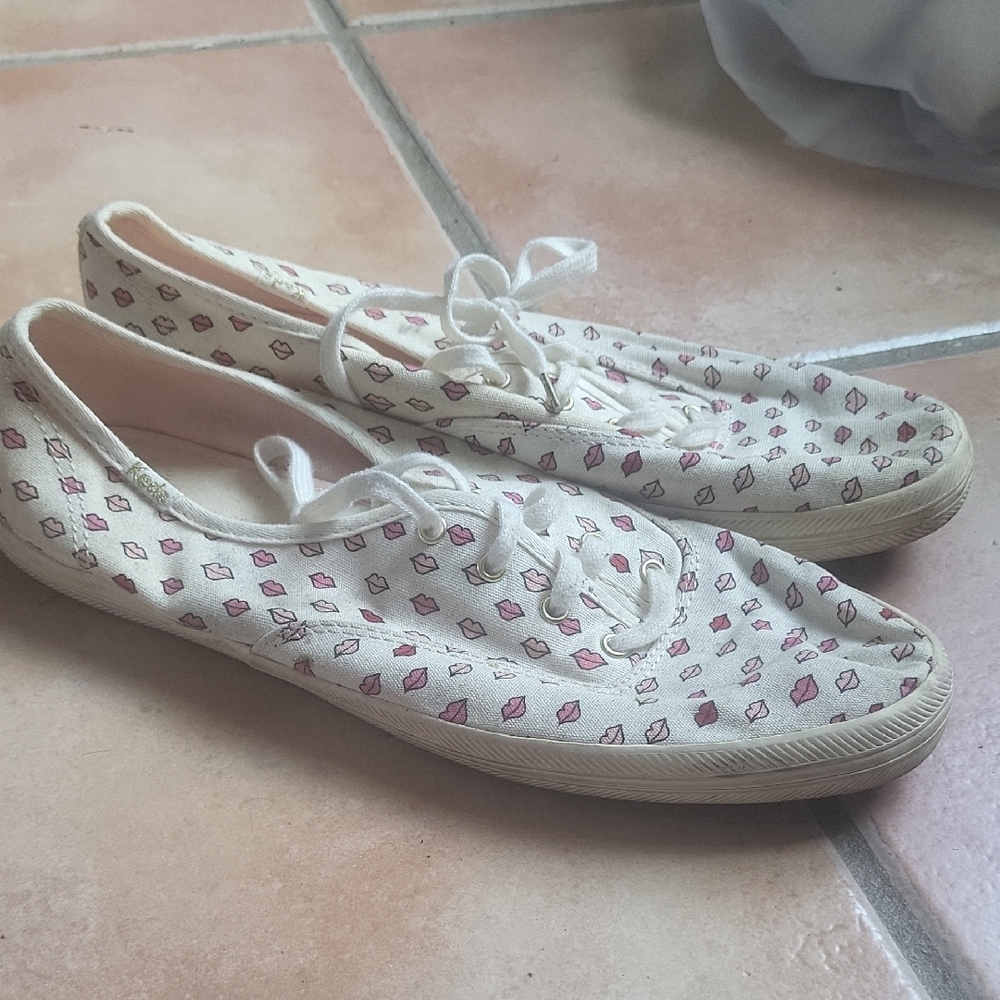 Keds White and Pink Sneakers with Metallic Studs